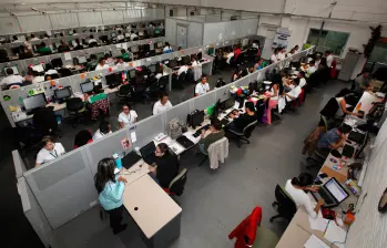 La reforma propuesta en materia laboral genera inquietud en el sector BPO, que hoy emplea a más de 754.000 personas y representa una de las principales fuentes de trabajo formal en el país. FOTO Manuel saldarriaga