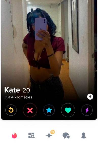 Este era el perfil de Tinder con el que la banda engañaba a los turistas en Santa Marta. FOTO: CORTESÍA POLICÍA.