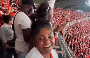 Un video de Francia Márquez en un estadio de fútbol fue alterado en un montaje digital, en el que le adicionaron el audio “¡Fuera Petro!”. IMAGEN TOMADA DE VIDEO.
