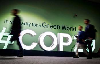 Delegados de todo el mundo se reúnen en Bakú para la COP29, donde buscan acuerdos sobre la financiación climática global y discuten el papel de las naciones desarrolladas en la lucha contra el cambio climático. FOTO AFP