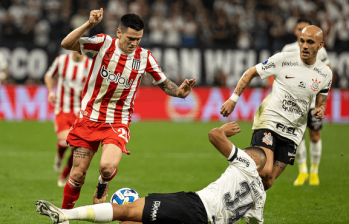 Corinthians levará ventaja de un gol al partido de vuelta en La Plata, Argentina. FOTO: Tomada de X (antes Twitter) @EdelpOficial