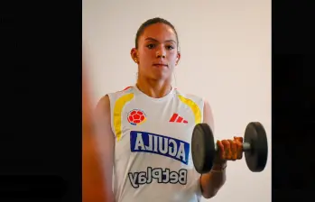La Selección Colombia femenina de la categoría mayores ya se encuentra en Bolivia preparándose para el duelo del viernes por la tercera fecha de la Liga de Naciones. FOTO CORTESÍA FCF