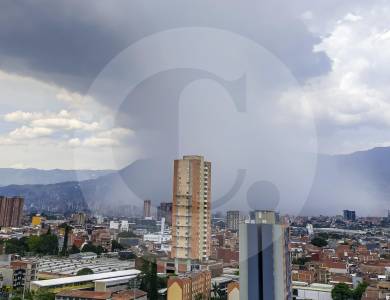 Pese a calores, autoridades advierten que en Medellín se mantiene el riesgo de grandes aguaceros
