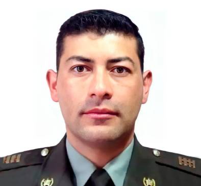 Jesús Alberto Solano, capitán de la Sijín víctima de las alteraciones del orden público en Soacha, Cundinamarca. FOTO TOMADA DE TWITTER @nicolasgarciab