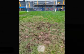 Esta es una de las fotografías que se ha compartido en redes sociales que muestra el estado de uno de los arcos del estadio El Campín. FOTO TOMADA X@C8Benavides