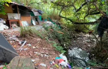 Tumbaron 10 construcciones ilegales en zona de alto riesgo en el occidente de Medellín