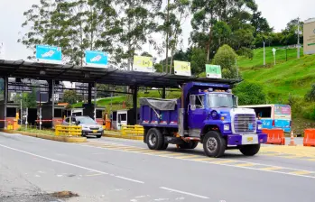 El recaudo electrónico será suspendido temporalmente en los peajes de Copacabana y Las Palmas mientras se completa el cambio de operador. FOTO: CORTESÍA