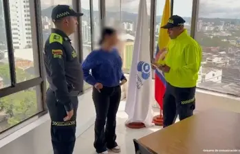 Luego de avalar el preacuerdo celebrado entre la Fiscalía General de la Nación y Laura María Rave, un juez de conocimiento la condenó a 18 años se prisión por su responsabilidad en el crimen de su compañero sentimental. Foto: Cortesía