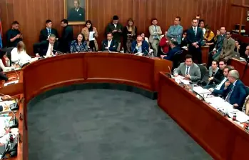 Por más de 7 horas la Comisión Cuarta de Senado discute el proyecto de reforma laboral. FOTO tomada de YouTube