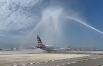 Reapertura de la ruta Miami-Caracas, símbolo de la reintegración aérea de Venezuela. FOTO: @StateDept.