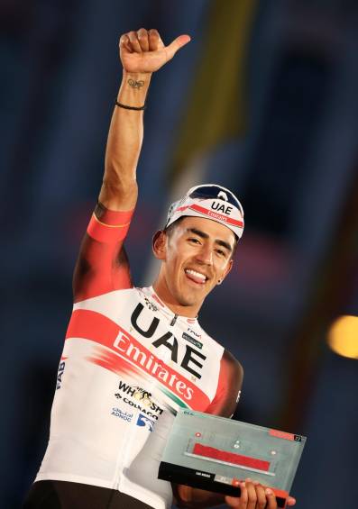 El ciclista colombiano Juan Sebastián Molano se quedó con la victoria en la última etapa de la Vuelta a España. FOTO EFE