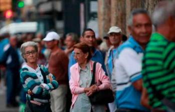 La falta de un fallo de la Corte Constitucional mantiene la incertidumbre sobre las reglas pensionales en Colombia. FOTO: COLPRENSA