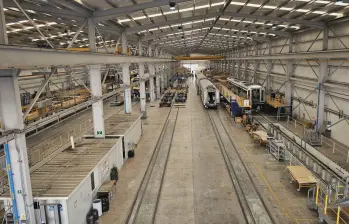 Ensamble de los nuevos trenes que llegarán al Metro de Medellín. FOTO: REDES SOCIALES FEDERICO GUTIÉRREZ