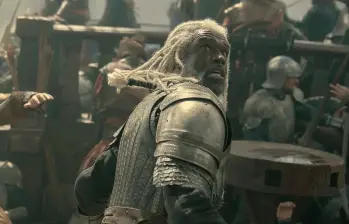 Corlys Velaryon es uno de los personajes clave en el primer episodio de la tercera temporada de La casa del dragón. FOTO: HBO Max