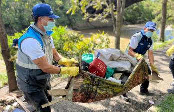 Así fue el operativo de desmonte de 500 cambuches en seis sectores de Medellín. FOTO: Cortesía