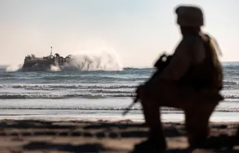 La designación como Organización Terrorista Extranjera contra el Cartel de los Soles se da en pleno despliegue de la Fuerza Naval de EE.UU. en el mar Caribe. FOTO: CORTESÍA @Usnavy.