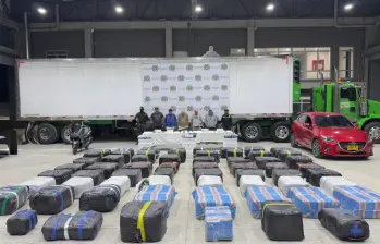 Los paquetes marcados con cintas rosadas son los que contendrían la marihuana modificada genéticamente con componentes para aumentar el deseo sexual en las mujeres. FOTO: CORTESÍA POLICÍA METROPOLITANA