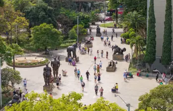 Autoridades calculan que en promedio el 54,4 % de los viajeros que entrarán en enero serán visitantes no residentes, tanto colombianos como extranjeros. FOTO: Cortesía Alcaldía de Medellín