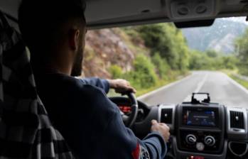 Conductor fue víctima de robo en Bogotá mientras realizaba su primer servicio. Foto: Imagen de freepik