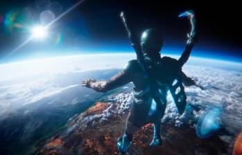Este jueves llega a la cartelera la cinta Blue Beetle. Cortesía Warner Bros.