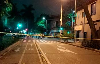 En un taller mecánico del sector Villanueva del centro de Medellín se produjo el altercado que dejó dos personas muertas. FOTO: CORTESÍA