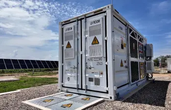 Según el Ministerio, la energía adjudicada permitirá abastecer a más de 67.000 hogares durante las horas de mayor demanda de electricidad. Foto: Cortesía