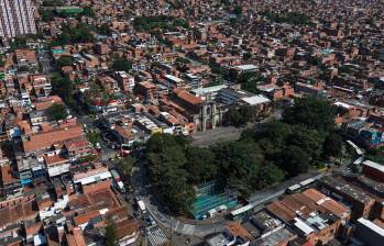 Durante un mes, la comuna 4 (Aranjuez) no tuvo inconvenientes con las extorsiones a negocios y viviendas, como parte del pacto de las bandas desde la cárcel de Itagüí. FOTO MANUEL SALDARRIAGA