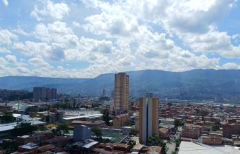 Panorámica del sur del Valle de Aburrá el lunes 12 de mayo del 2025. FOTO: JUAN ANTONIO SÁNCHEZ.