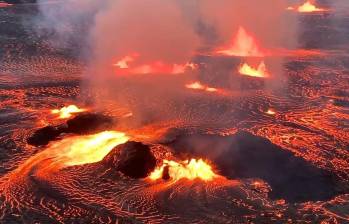 El volcán es uno de los más activos del mundo, tan es así, que turistas pagan para ver las grietas de lava desde el cielo. FOTO: Getty Images