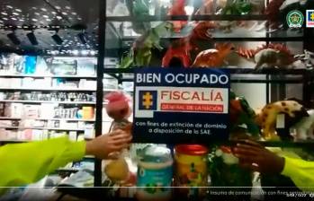 Alimentos y medicamentos adulterados eran vendidos a operadores del PAE. FOTO tomada de video de la Fiscalía