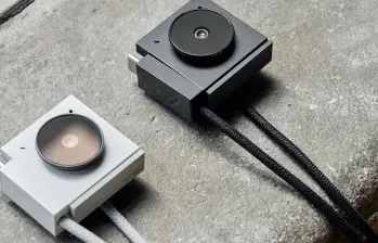 El primer producto de audio con IA está siendo probado por Sam Altman y ejecutivos de xAI y Anthropic. FOTO Opal Electronics