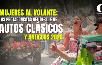 Las mujeres que mueven a Medellín fueron las protagonistas del Desfile de Autos Clásicos y Antiguos