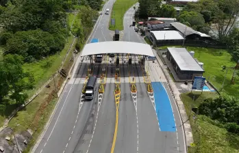 El peaje de Cisneros está ubicado en la vía del Nus, que conecta el Valle de Aburrá con el Nordeste de Antioquia. Foto: Cortesía