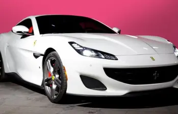 Clientes de Ferrari en Colombia anuncian acciones legales tras denunciar que, pese a haber pagado sus vehículos, estos no les han sido entregados por el antiguo distribuidor autorizado. FOTO: Colprensa. 