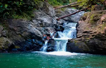 El río Mutatá se convirtió en uno de los grandes destinos turísticos de Antioquia. FOTO: CORTESÍA