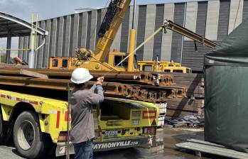 El lote de rieles llegó a territorio colombiano luego de varios días de transporte marítimo y tras ser desembarcadas en el Puerto de Barranquilla. FOTO: Cortesía Metro de Medellín