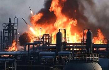 Ras Laffan, en el norte de Catar, es el mayor complejo industrial y puerto de exportación de gas natural licuado del mundo. Su afectación genera preocupación inmediata en los mercados energéticos internacionales. Foto: Tomada de redes sociales