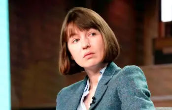 Sally Rooney es una autora superventas. Sus libros han sido adaptados a la pantalla chica. Foto getty.