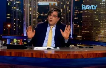 Jaime Bayly aseguró que fue retirado de la programación de la Feria del Libro de Medellín, donde tenía previsto presentar su más reciente novela, Los golpistas. FOTO: Colprensa. 