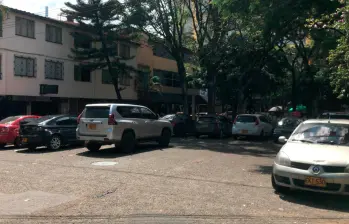 En este sector del barrio Florida Nueva, en Laureles, ocurrió el asesinato de alias El Core, un hombre que cuidaba carros en el sector. FOTO: LAURA ROSA JIMÉNEZ VALENCIA