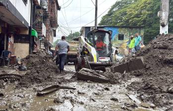 Alcaldía atiende emergencia tras aguaceros en Medellín. Foto: Alcaldía de Medellín