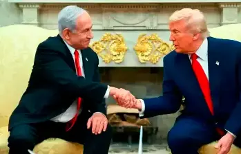 Benjamín Netanyahu y Donald Trump. FOTO Getty. 