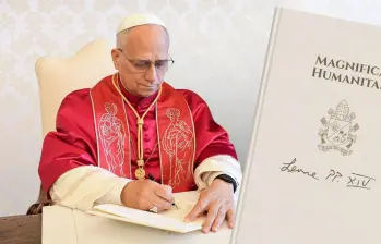 El papa León afirmó que la publicación de su primera encíclica será el 25 de mayo. FOTO: Vatican News.
