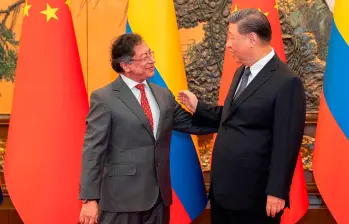 Gustavo Petro y Xi Jinping durante la firma del ingreso a Colombia a la Nueva Ruta de la Seda. FOTO: Cortesía
