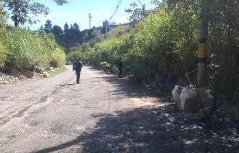 En este punto del barrio Santa Rita, de Bello, hallaron el cadáver de un hombre, el cual estaba en bolsas y costales. Ya van tres personas encontradas en las mismas condiciones este año. FOTO: GUILLERMO LEÓN OSPINA MUÑOZ