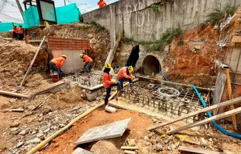 La solución técnica incluye la construcción de una nueva tubería mediante tecnología Tunnel Liner. FOTO: ALCALDÍA