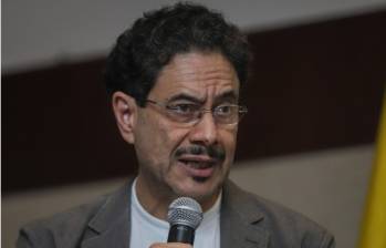 El senador del Pacto Histórico se midió en las consultas internas del partido a finales de 2025, en las que salió elegido como candidato presidencial. Foto: Colprensa