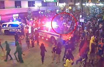 Momentos de pánico vivieron algunas personas que festejaban Halloween en el centro de la ciudad, luego de que un joven abriera fuego en medio de la multitud. FOTO: redes sociales