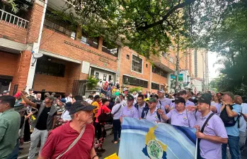 Las marchas de este martes comenzaron en la sede de Adida, en el Centro de Medellín. FOTO: Camilo Suárez