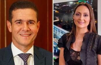 Carlos Alberto Cuenca será el presidente de la Comisión durante 2026-2027. A la derecha está Katherine Pulecio, la elegida para ser secretaria de la Comisión. FOTO: REDES SOCIALES.